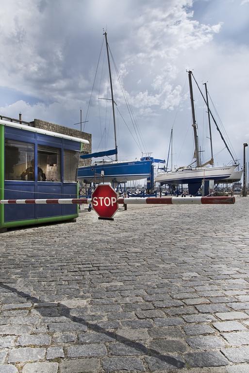 Vrs - Low Cost Beach Boat Hotell Leça da Palmeira Exteriör bild